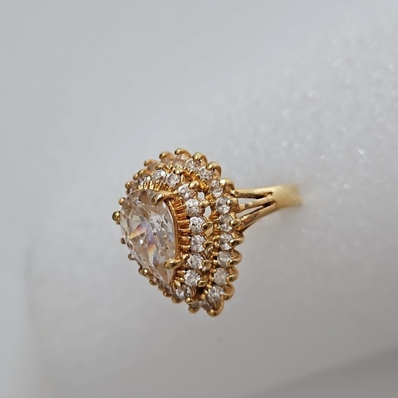 14KT HGE Pear Shape CZ Large Center Stone Heavy Gold Electroplating Coctail Ring - Picture 3 of 8
